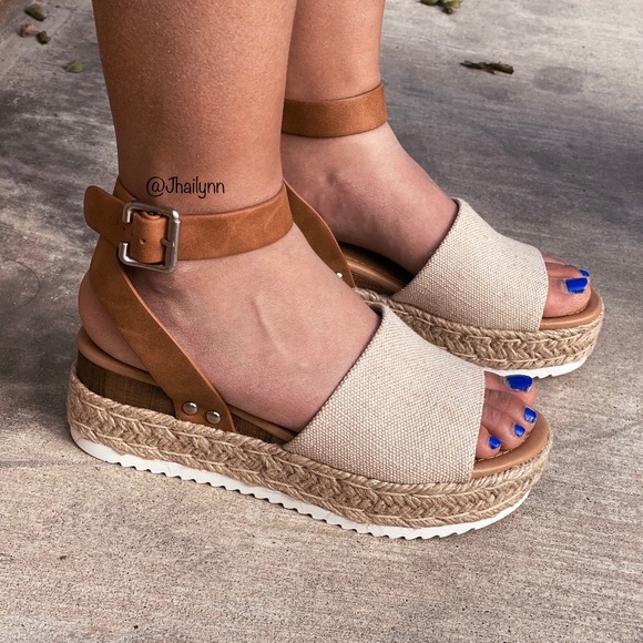 Two toned canvas Espadrille sandal - Picture 8 of 9